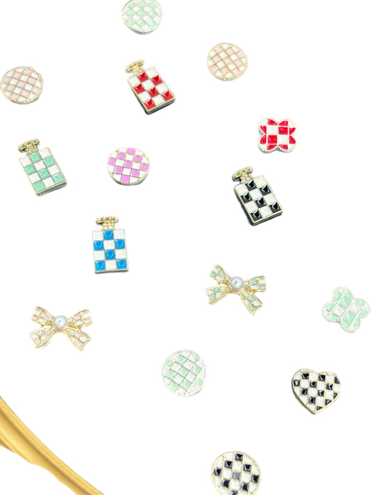 5pc vintage charms